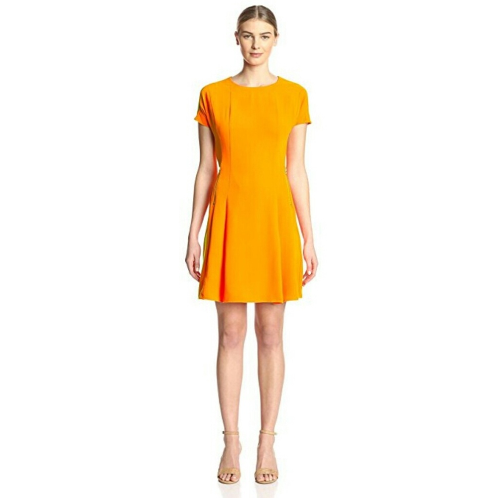 Short Sleeve Zip Pocket Dress